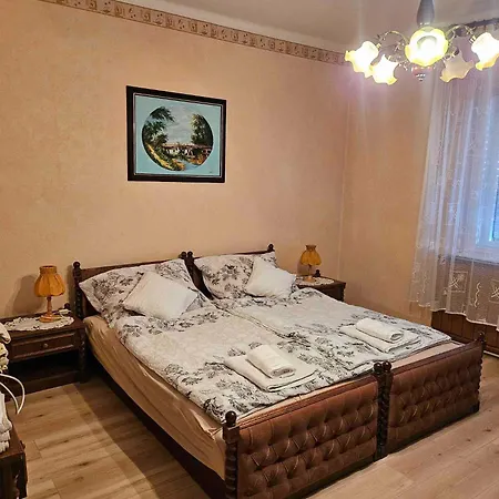 In Siofok/balaton 20010 Apartament