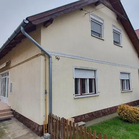 Apartament In Siofok/balaton 20010 *